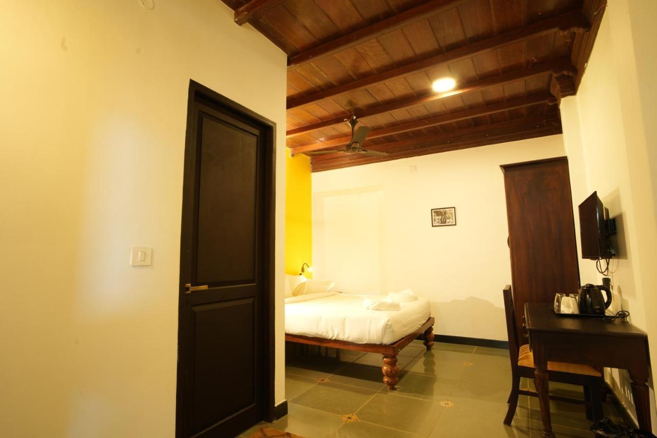 The Sunset Bay Ξενοδοχείο Fort Kochi Εξωτερικό φωτογραφία